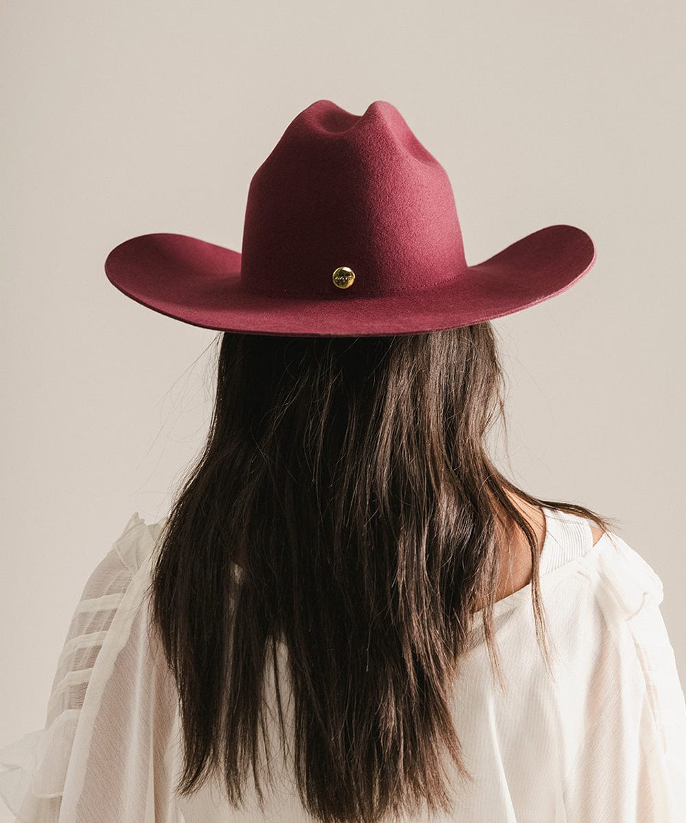 Teddy Cattleman Cowboy Hat in felt with wide brim and cattleman crown, perfect for western style and sun protection