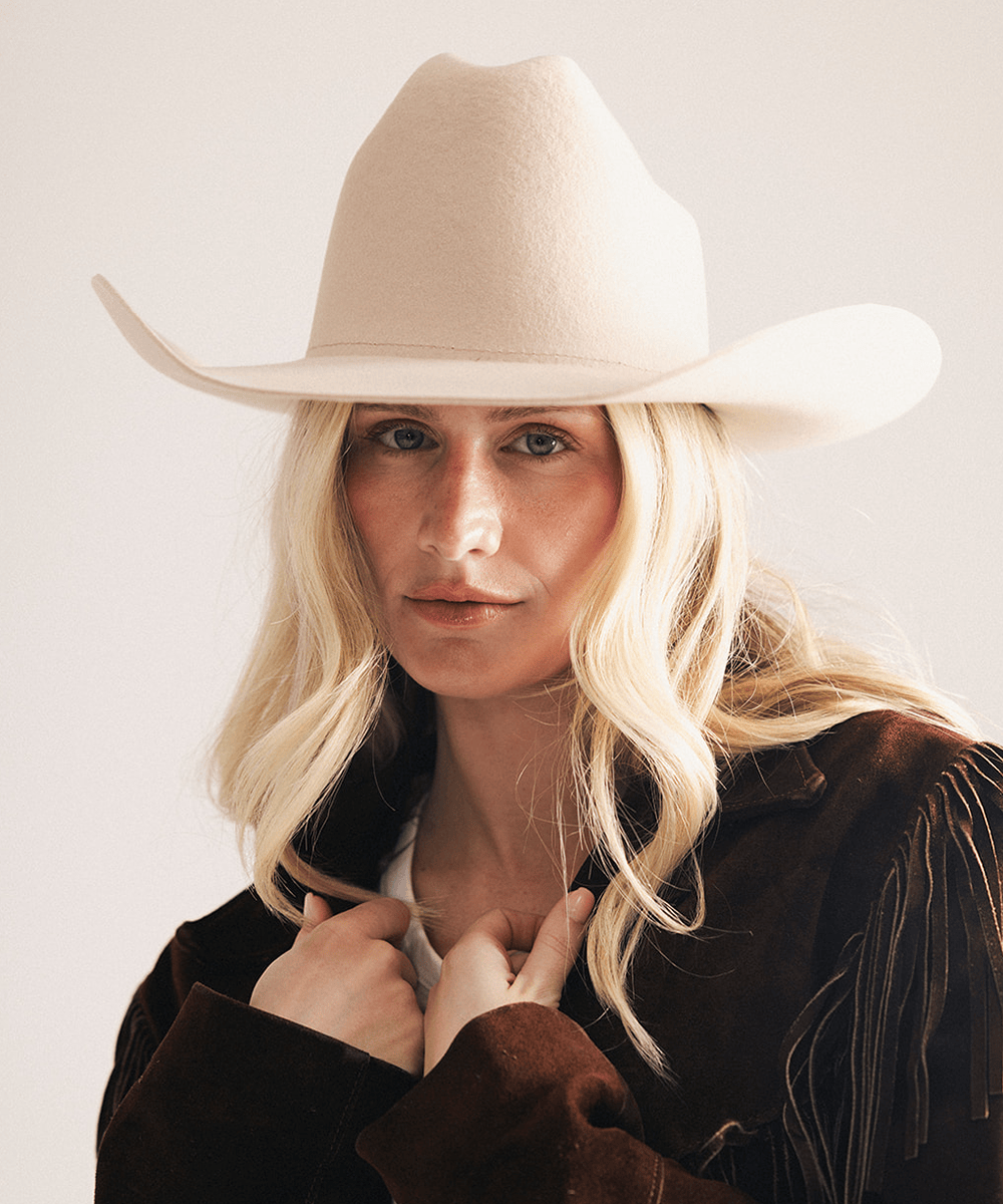 Teddy Cattleman Cowboy Hat in felt with classic western cattleman crown and wide brim, perfect for sun protection and stylish wear